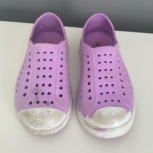 Girls slip on waterproof shoes